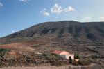 Curos de alfareria canaria, taller de grabado y estancia en alojamiento rural en Fuerteventura.