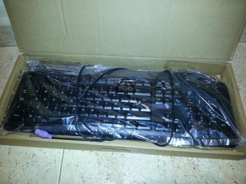 Teclado de ordenador marca Acer. Nuevo, sin usar