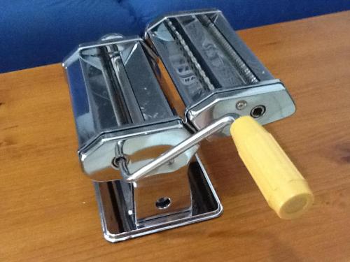 COMPRO MAQUINA DE HACER PASTA FRESCA