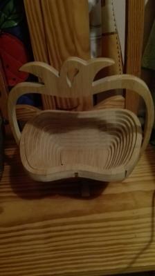 Frutero artesanal de madera