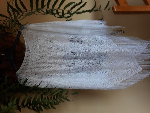 Poncho de hilo fino blanco