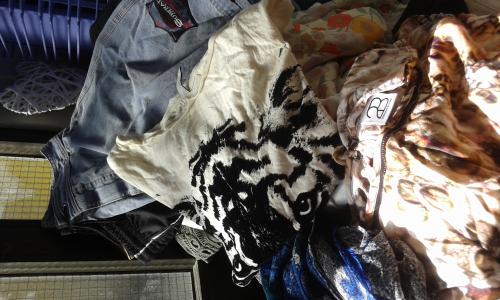 Ropita variada y mucho + Mercademos Isleta este jueves 