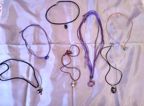 Colgantes y collares